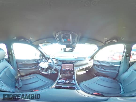 ✅ 2025 Jeep Grand Cherokee Limited • VIN: 1C4RJKBG9S8632073 • Lot: 90889165. Wystawiony na Copart z przebiegiem 7 250 mil. Bezpłatny archiwum sprzedaży aukcyjnych z USA i szczegółowy raport historii pojazdu na DreamBid. Zdjęcie 15.