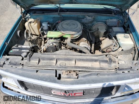 ✅ 1995 GMC Sierra 2500 • VIN: 1GTGK29N1SE510009 • Lot: 64724814. Listed on Copart with 201,233 mi. Free auction sales archive from the USA and detailed vehicle history report at DreamBid. Image 11.