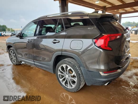 ✅ 2019 GMC Terrain SLT • VIN: 3GKALPEX1KL328399 • Лот: 81631785. Опубликован ранее на Copart с пробегом 85 733 миль. Бесплатный доступ к архиву аукционных продаж из США и подробный отчёт об истории автомобиля на DreamBid. Изображение 2.