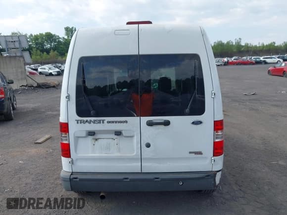 ✅ 2013 Ford Transit Connect XL • VIN: NM0LS7CN1DT158615 • Lot: 42656558. Wystawiony na IAAI z przebiegiem 146 342 mil. Bezpłatny archiwum sprzedaży aukcyjnych z USA i szczegółowy raport historii pojazdu na DreamBid. Zdjęcie 16.
