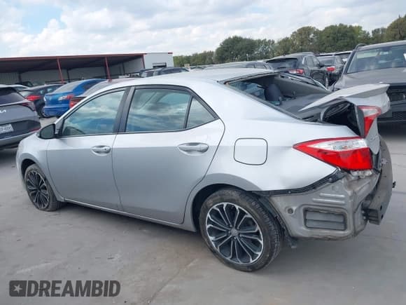 ✅ 2016 Toyota Corolla L • VIN: 5YFBURHE6GP472768 • Lot: 43473471. Listed on IAAI with 200,176 mi. Free auction sales archive from the USA and detailed vehicle history report at DreamBid. Image 14.