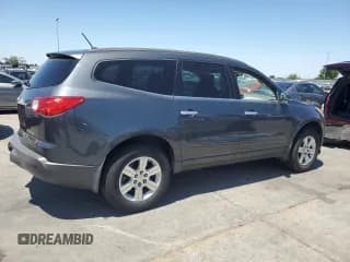 ✅ 2011 Chevrolet Traverse 1LT • VIN: 1GNKVGEDXBJ293683 • Lot: 64063625. Wystawiony na Copart z przebiegiem Nie podano. Bezpłatny archiwum sprzedaży aukcyjnych z USA i szczegółowy raport historii pojazdu na DreamBid. Zdjęcie 3.