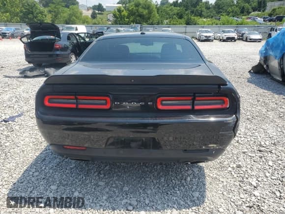 ✅ 2018 Dodge Challenger R/T • VIN: 2C3CDZBT9JH178259 • Lot: 65704895. Wystawiony na Copart z przebiegiem 71 928 mil. Bezpłatny archiwum sprzedaży aukcyjnych z USA i szczegółowy raport historii pojazdu na DreamBid. Zdjęcie 6.