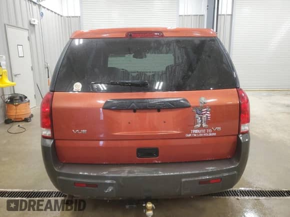 2003 Saturn VUE z VIN 5GZCZ53B73S895054, wystawiony jako Copart lot #82346294 z przebiegiem 83 677 mil mil oraz Czysty tytuł • Clean title. Historia ofert i sprzedaży dostępna na DreamBid. Obrazek 6.