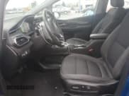 ✅ 2023 Chevrolet Bolt EV 1LT • VIN: 1G1FW6S01P4117896 • Lot: 82560924. Wystawiony na Copart z przebiegiem 18 324 mil. Bezpłatny archiwum sprzedaży aukcyjnych z USA i szczegółowy raport historii pojazdu na DreamBid. Zdjęcie 7.