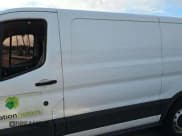 ✅ 2019 Ford Transit • VIN: 1FTYE1YMXKKB86963 • Lot: 43926074. Wystawiony na IAAI z przebiegiem 114 446 mil. Bezpłatny archiwum sprzedaży aukcyjnych z USA i szczegółowy raport historii pojazdu na DreamBid. Zdjęcie 14.