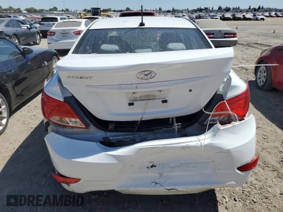 ✅ 2017 Hyundai Accent SE • VIN: KMHCT4AE8HU345122 • Лот: 63533764. Опубликован ранее на Copart с пробегом 49 389 миль. Бесплатный доступ к архиву аукционных продаж из США и подробный отчёт об истории автомобиля на DreamBid. Изображение 6.