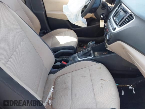 ✅ 2022 Hyundai Accent SE • VIN: 3KPC24A61NE170951 • Лот: 42976990. Опубликован ранее на IAAI с пробегом 48 124 миль. Бесплатный доступ к архиву аукционных продаж из США и подробный отчёт об истории автомобиля на DreamBid. Изображение 5.