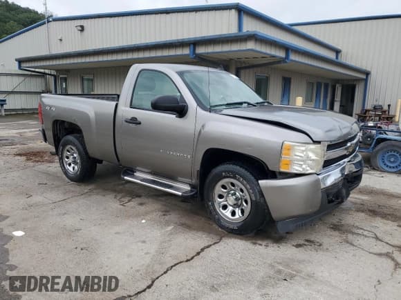 ✅ 2008 Chevrolet Silverado 1500 Work Truck • VIN: 1GCEK14X78Z287082 • Lot: 73227224. Listed on Copart with 133,923 mi. Free auction sales archive from the USA and detailed vehicle history report at DreamBid. Image 4.