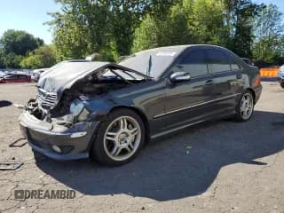 ✅ 2002 Mercedes-Benz C AMG • VIN: WDBRF65J92F226403 • Лот: 64702235. Опубликован ранее на Copart с пробегом 107 006 миль. Бесплатный доступ к архиву аукционных продаж из США и подробный отчёт об истории автомобиля на DreamBid. Изображение 1.