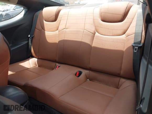 ✅ 2012 Hyundai Genesis Coupe Grand Touring • VIN: KMHHU6KH6CU066588 • Lot: 42207906. Wystawiony na IAAI z przebiegiem 111 213 mil. Bezpłatny archiwum sprzedaży aukcyjnych z USA i szczegółowy raport historii pojazdu na DreamBid. Zdjęcie 8.