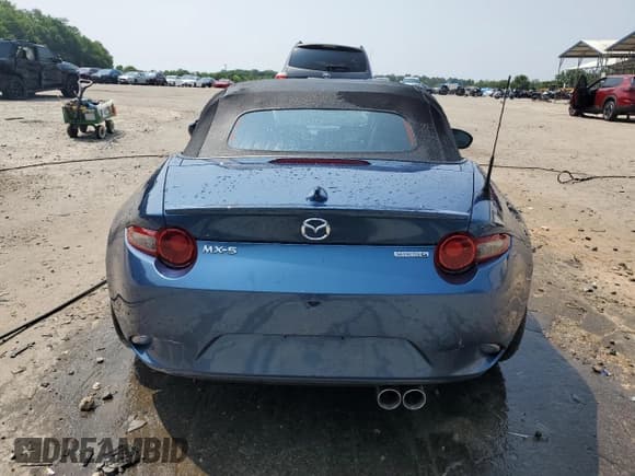 ✅ 2020 Mazda MX-5 Miata Grand Touring • VIN: JM1NDAD70L0414830 • Lot: 59133465. Listed on Copart with 21,237 mi. Free auction sales archive from the USA and detailed vehicle history report at DreamBid. Image 6.