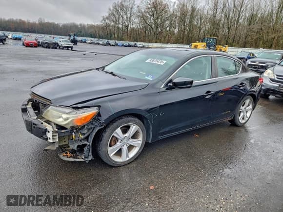 ✅ 2013 Acura ILX Premium • VIN: 19VDE1F54DE002657 • Lot: 93675475. Listed on Copart with 122,040 mi. Free auction sales archive from the USA and detailed vehicle history report at DreamBid. Image 1.