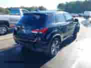 2022 Mitsubishi Outlander SE with VIN JA4APVAU4NU019031, listed as a IAAI auction lot 43127291 with 58,673 mi miles and . Bid and sale history available at DreamBid. Image 4.