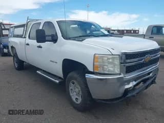 ✅ 2011 Chevrolet Silverado 2500HD Work Truck • VIN: 1GC1KVCG2BF229672 • Lot: 43234348. Wystawiony na IAAI z przebiegiem 299 117 mil. Bezpłatny archiwum sprzedaży aukcyjnych z USA i szczegółowy raport historii pojazdu na DreamBid. Zdjęcie 1.