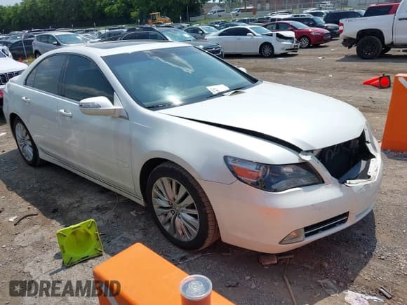 ✅ 2011 Acura RL Technology • VIN: JH4KB2F64BC000593 • Lot: 42473187. Listed on IAAI with 98,980 mi. Free auction sales archive from the USA and detailed vehicle history report at DreamBid. Image 1.