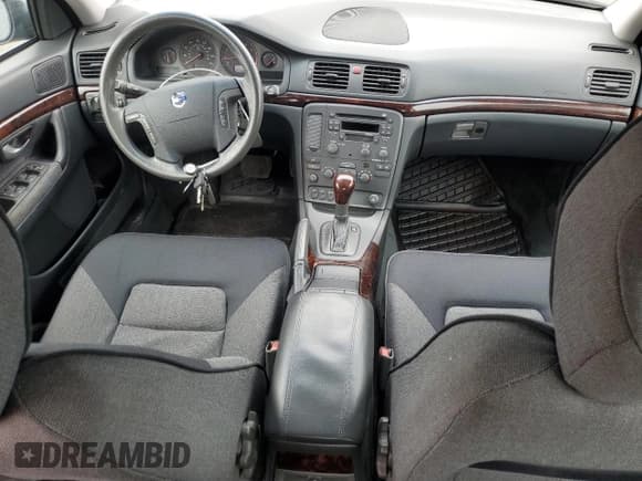 ✅ 2003 Volvo S80 2.9L • VIN: YV1TS92D331314617 • Lot: 50016005. Listed on Copart with 81,855 mi. Free auction sales archive from the USA and detailed vehicle history report at DreamBid. Image 8.