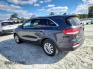 ✅ 2017 Kia Sorento LX • VIN: 5XYPG4A3XHG242844 • Лот: 92223805. Опубликован ранее на Copart с пробегом 118 124 миль. Бесплатный доступ к архиву аукционных продаж из США и подробный отчёт об истории автомобиля на DreamBid. Изображение 2.