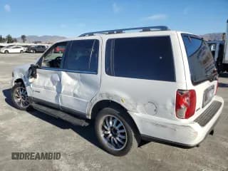 ✅ 2002 Lincoln Navigator • VIN: 5LMEU27RX2LJ08842 • Лот: 87084684. Опубликован ранее на Copart с пробегом Не указан. Бесплатный доступ к архиву аукционных продаж из США и подробный отчёт об истории автомобиля на DreamBid. Изображение 2.