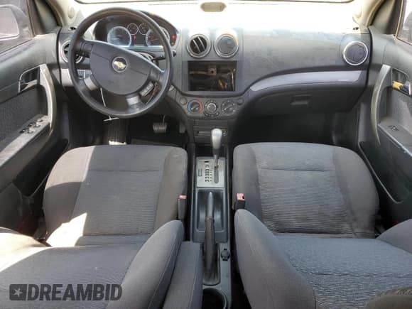 ✅ 2007 Chevrolet Aveo LT • VIN: KL1TG56607B053675 • Lot: 58504415. Wystawiony na Copart z przebiegiem 214 019 mil. Bezpłatny archiwum sprzedaży aukcyjnych z USA i szczegółowy raport historii pojazdu na DreamBid. Zdjęcie 8.