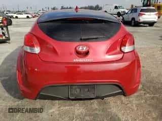 2016 Hyundai Veloster z VIN KMHTC6AD5GU277525, wystawiony jako Copart lot #66564993 z przebiegiem 141 248 mil mil oraz . Historia ofert i sprzedaży dostępna na DreamBid. Obrazek 6.