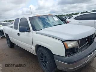 ✅ 2004 Chevrolet Silverado 1500 LS • VIN: 2GCEC19TX41117000 • Лот: 43299778. Опубликован ранее на IAAI с пробегом 219 972 миль. Бесплатный доступ к архиву аукционных продаж из США и подробный отчёт об истории автомобиля на DreamBid. Изображение 1.