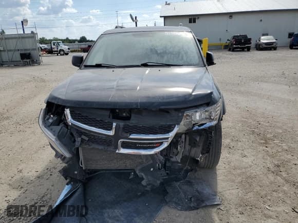 ✅ 2016 Dodge Journey SE • VIN: 3C4PDCAB3GT138259 • Lot: 70772045. Wystawiony na Copart z przebiegiem 113 832 mil. Bezpłatny archiwum sprzedaży aukcyjnych z USA i szczegółowy raport historii pojazdu na DreamBid. Zdjęcie 5.