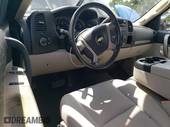 ✅ 2011 Chevrolet Silverado 1500 LT • VIN: 1GCNKSE05BZ234492 • Lot: 63580735. Listed on Copart with 116,500 mi. Free auction sales archive from the USA and detailed vehicle history report at DreamBid. Image 8.