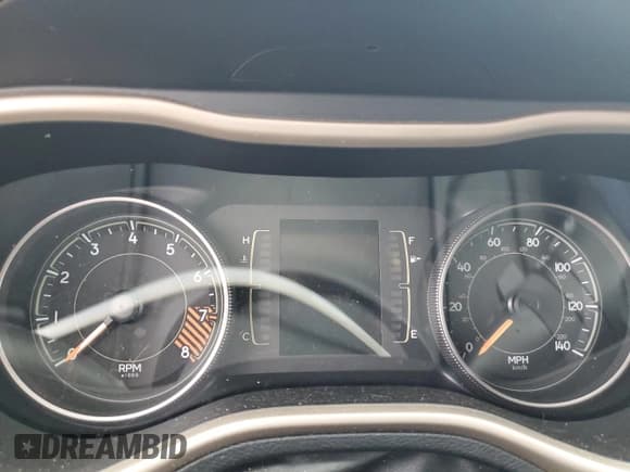 ✅ 2015 Jeep Cherokee Latitude • VIN: 1C4PJMCS9FW751992 • Lot: 93010215. Wystawiony na Copart z przebiegiem Nie podano. Bezpłatny archiwum sprzedaży aukcyjnych z USA i szczegółowy raport historii pojazdu na DreamBid. Zdjęcie 9.