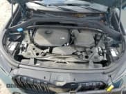 ✅ 2024 BMW X1 • VIN: WBX13EF0XR5Z97754 • Lot: 64200945. Wystawiony na Copart z przebiegiem 28 918 mil. Bezpłatny archiwum sprzedaży aukcyjnych z USA i szczegółowy raport historii pojazdu na DreamBid. Zdjęcie 12.