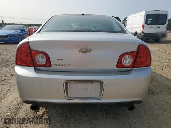 ✅ 2010 Chevrolet Malibu 2LT • VIN: 1G1ZD5E77AF140701 • Lot: 70623334. Listed on Copart with 209,080 mi. Free auction sales archive from the USA and detailed vehicle history report at DreamBid. Image 6.