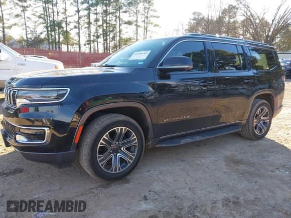 ✅ 2022 Jeep Wagoneer Series III • VIN: 1C4SJUDT3NS109405 • Lot: 41359783. Listed on IAAI with 73,653 mi. Free auction sales archive from the USA and detailed vehicle history report at DreamBid. Image 17.