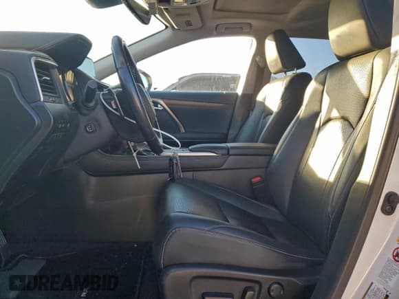 ✅ 2020 Lexus RX 450hL • VIN: JTJHGKFA9L2010803 • Лот: 95207115. Опубликован ранее на Copart с пробегом 58 164 миль. Бесплатный доступ к архиву аукционных продаж из США и подробный отчёт об истории автомобиля на DreamBid. Изображение 7.