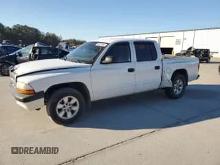 ✅ 2004 Dodge Dakota Sport • VIN: 1D7HL38K34S561259 • Lot: 83047884. Wystawiony na Copart z przebiegiem 118 565 mil. Bezpłatny archiwum sprzedaży aukcyjnych z USA i szczegółowy raport historii pojazdu na DreamBid. Zdjęcie 1.