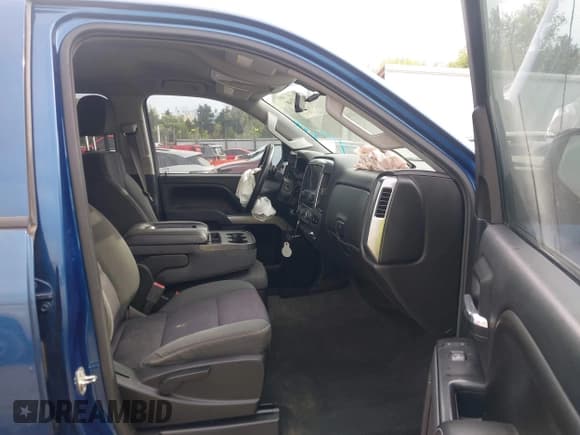 ✅ 2015 Chevrolet Silverado 2500HD LT • VIN: 1GC1KVE87FF564213 • Lot: 41987148. Listed on IAAI with 271,822 mi. Free auction sales archive from the USA and detailed vehicle history report at DreamBid. Image 5.