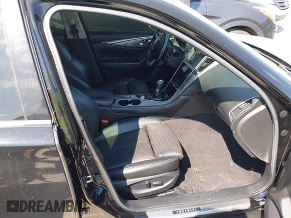 ✅ 2017 Infiniti Q50 Premium • VIN: JN1EV7AR6HM832057 • Lot: 42627529. Wystawiony na IAAI z przebiegiem 103 381 mil. Bezpłatny archiwum sprzedaży aukcyjnych z USA i szczegółowy raport historii pojazdu na DreamBid. Zdjęcie 5.