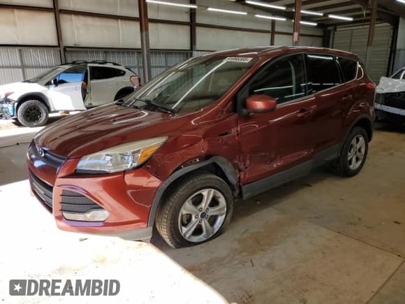 ✅ 2015 Ford Escape SE • VIN: 1FMCU0GX7FUA40402 • Lot: 91088305. Listed on Copart with 117,137 mi. Free auction sales archive from the USA and detailed vehicle history report at DreamBid. Image 1.