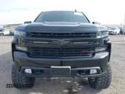 ✅ 2021 Chevrolet Silverado 1500 RST • VIN: 1GCUYEEL8MZ376540 • Lot: 42153636. Wystawiony na IAAI z przebiegiem 40 516 mil. Bezpłatny archiwum sprzedaży aukcyjnych z USA i szczegółowy raport historii pojazdu na DreamBid. Zdjęcie 12.