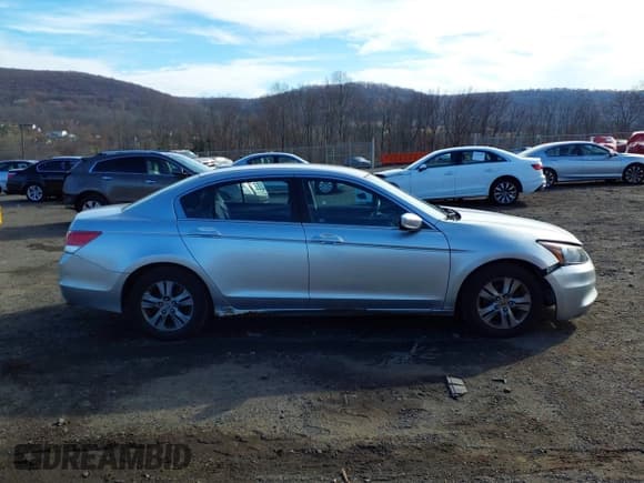 ✅ 2012 Honda Accord LX Premium • VIN: 1HGCP2F42CA138170 • Lot: 43758181. Listed on IAAI with 200,209 mi. Free auction sales archive from the USA and detailed vehicle history report at DreamBid. Image 13.
