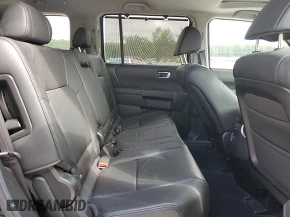 ✅ 2010 Honda Pilot Touring • VIN: 5FNYF3H82AB017012 • Lot: 62887075. Listed on Copart with 65,117 mi. Free auction sales archive from the USA and detailed vehicle history report at DreamBid. Image 11.