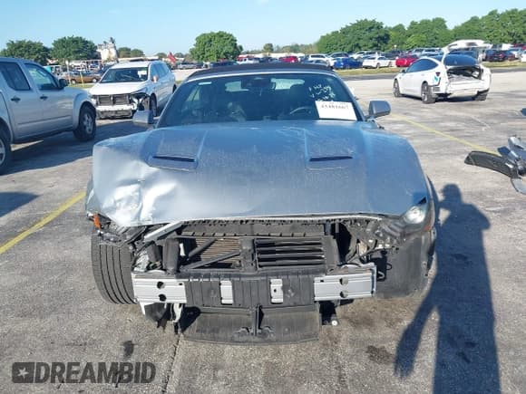 ✅ 2021 Ford Mustang EcoBoost Premium • VIN: 1FATP8UH8M5102541 • Lot: 43481667. Listed on IAAI with 42,616 mi. Free auction sales archive from the USA and detailed vehicle history report at DreamBid. Image 13.