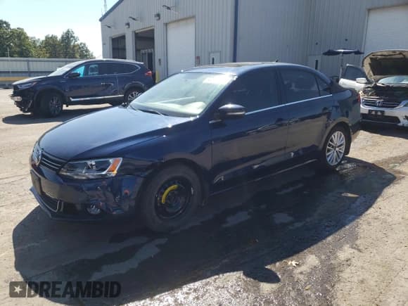 ✅ 2011 Volkswagen Jetta SEL • VIN: 3VWLX7AJ6BM079020 • Lot: 85310235. Wystawiony na Copart z przebiegiem 98 558 mil. Bezpłatny archiwum sprzedaży aukcyjnych z USA i szczegółowy raport historii pojazdu na DreamBid. Zdjęcie 1.