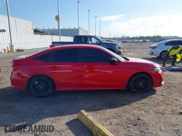 ✅ 2022 Honda Civic Sport • VIN: 2HGFE2F55NH561437 • Lot: 43629868. Wystawiony na IAAI z przebiegiem Nie podano. Bezpłatny archiwum sprzedaży aukcyjnych z USA i szczegółowy raport historii pojazdu na DreamBid. Zdjęcie 12.