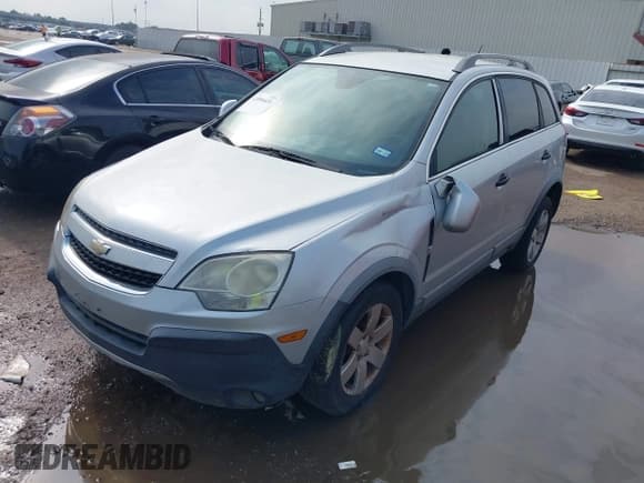 ✅ 2012 Chevrolet Captiva Sport LS • VIN: 3GNAL2EK9CS581312 • Lot: 42090431. Wystawiony na IAAI z przebiegiem 152 959 mil. Bezpłatny archiwum sprzedaży aukcyjnych z USA i szczegółowy raport historii pojazdu na DreamBid. Zdjęcie 2.