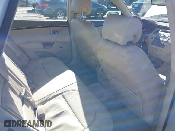 2007 Hyundai Azera SE with VIN KMHFC46F07A229069, listed as a IAAI auction lot 43510048 with 90,072 mi miles and . Bid and sale history available at DreamBid. Image 8.