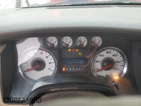 ✅ 2010 Ford F-150 XL • VIN: 1FTFX1EV2AKB44610 • Lot: 93035525. Listed on Copart with 324,058 mi. Free auction sales archive from the USA and detailed vehicle history report at DreamBid. Image 9.