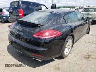 ✅ 2016 Porsche Panamera 4 • VIN: WP0AA2A76GL006158 • Lot: 49337372. Wystawiony na Copart z przebiegiem 32 332 mil. Bezpłatny archiwum sprzedaży aukcyjnych z USA i szczegółowy raport historii pojazdu na DreamBid. Zdjęcie 4.