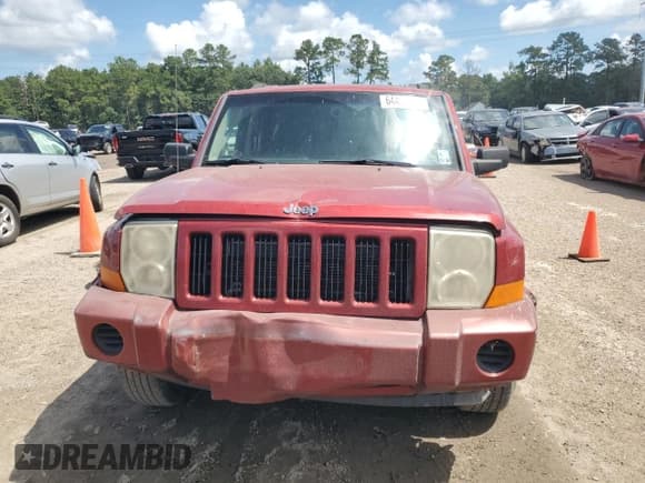 ✅ 2006 Jeep Commander • VIN: 1J8HH48KX6C203308 • Lot: 64456765. Listed on Copart with 185,794 mi. Free auction sales archive from the USA and detailed vehicle history report at DreamBid. Image 5.
