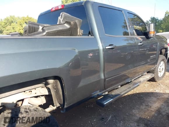 ✅ 2018 Chevrolet Silverado 2500HD LT • VIN: 1GC1KVEY4JF188031 • Лот: 43051947. Опубликован ранее на IAAI с пробегом 131 050 миль. Бесплатный доступ к архиву аукционных продаж из США и подробный отчёт об истории автомобиля на DreamBid. Изображение 13.