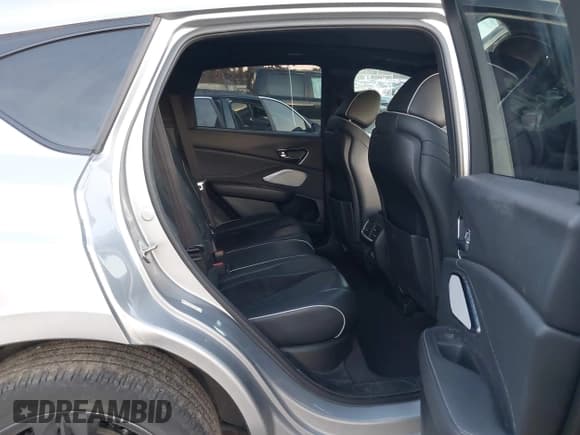 ✅ 2019 Acura RDX w/A-Spec Pkg • VIN: 5J8TC2H64KL021686 • Lot: 43817390. Wystawiony na IAAI z przebiegiem 69 277 mil. Bezpłatny archiwum sprzedaży aukcyjnych z USA i szczegółowy raport historii pojazdu na DreamBid. Zdjęcie 8.